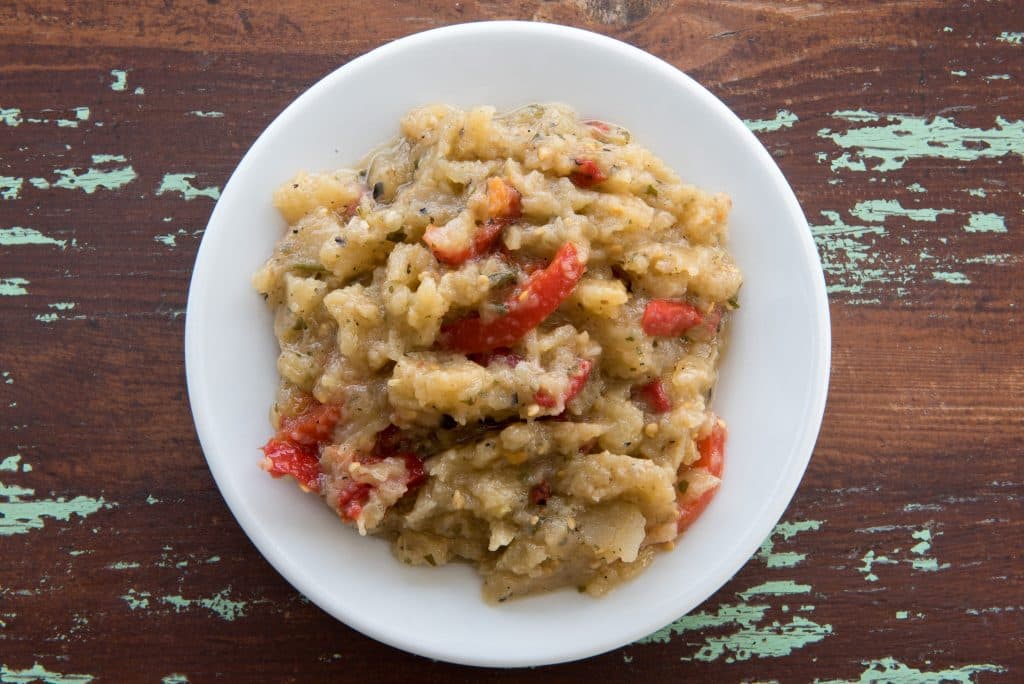 Oti Apomeine – homemade Greek food